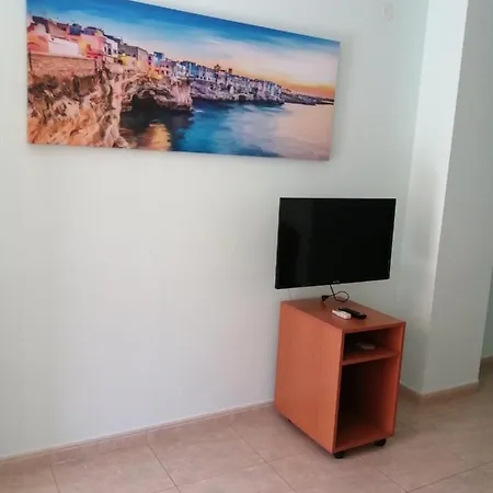 Хотел Holiday Rodopi 3*
