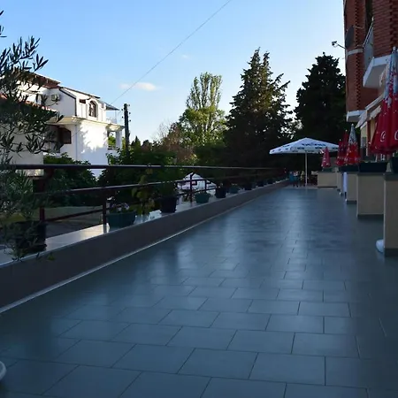 Holiday Rodopi 3* سوزوبول